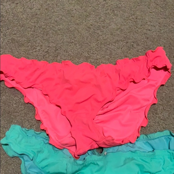 Bathing suit bottoms - Picture 4 of 4